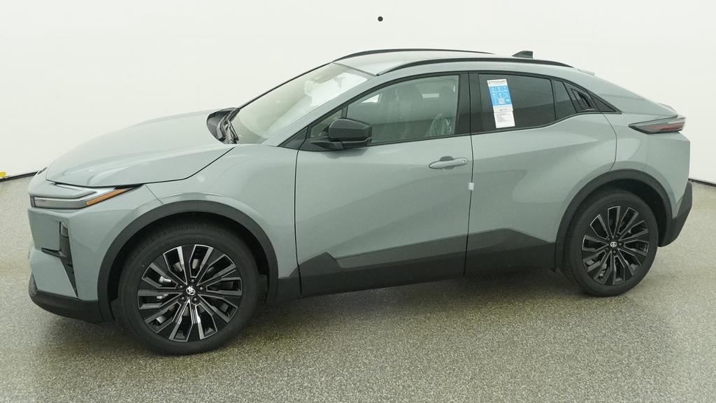 2026 Toyota C-HR XSE