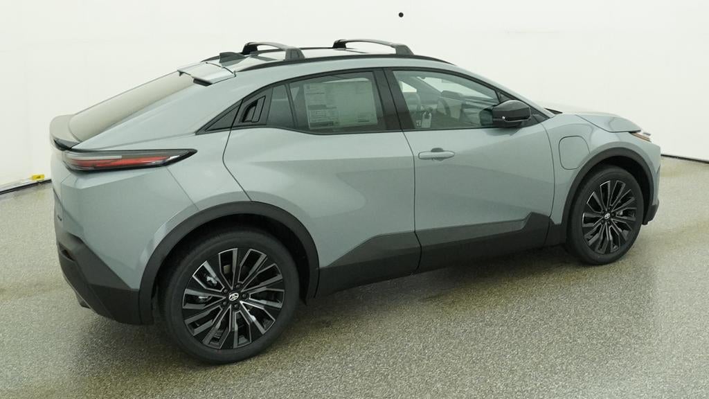 2026 Toyota C-HR XSE