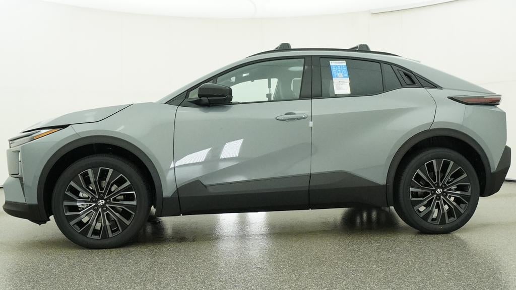 2026 Toyota C-HR XSE