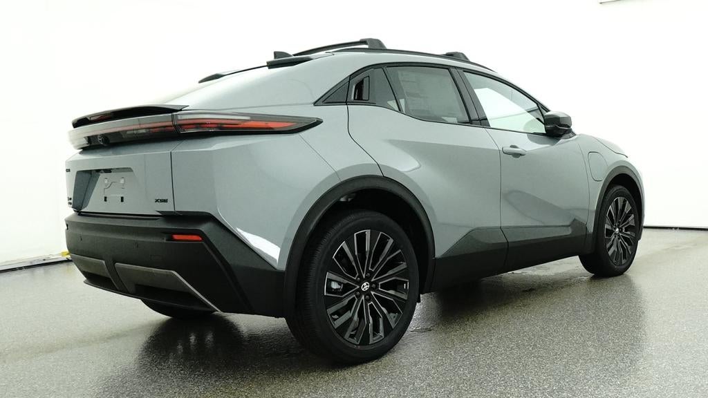 2026 Toyota C-HR XSE