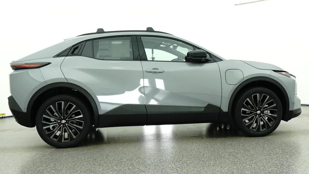 2026 Toyota C-HR XSE