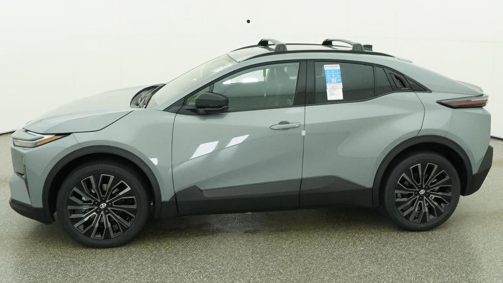 2026 Toyota C-HR XSE