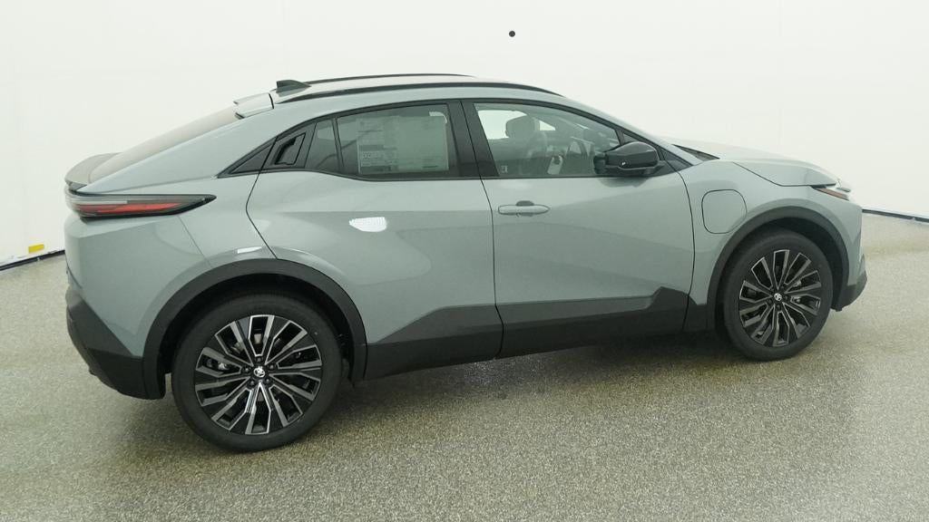2026 Toyota C-HR XSE