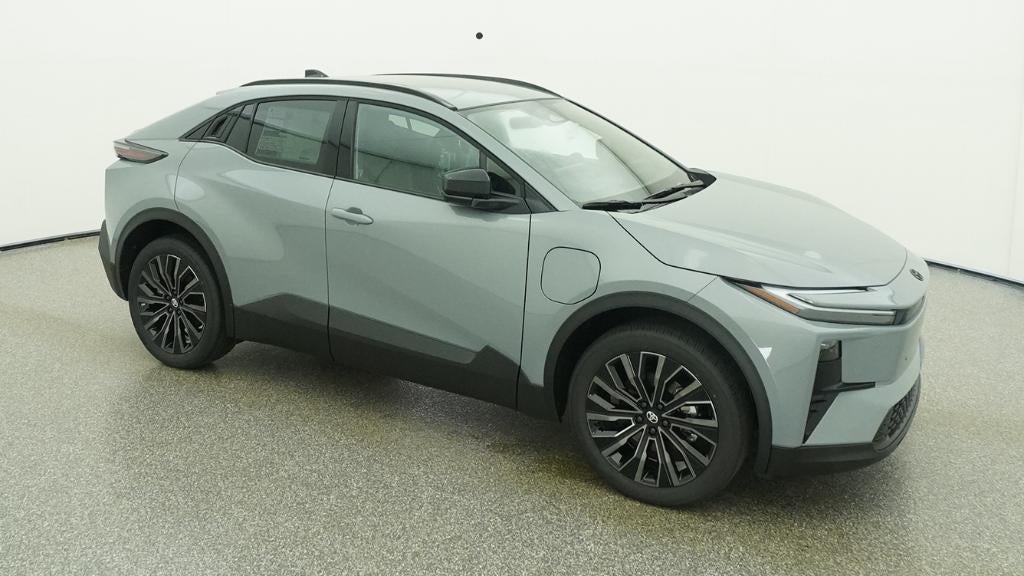 2026 Toyota C-HR XSE
