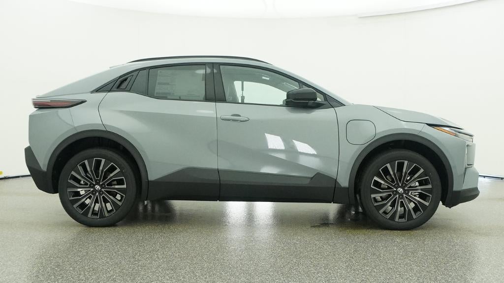 2026 Toyota C-HR XSE