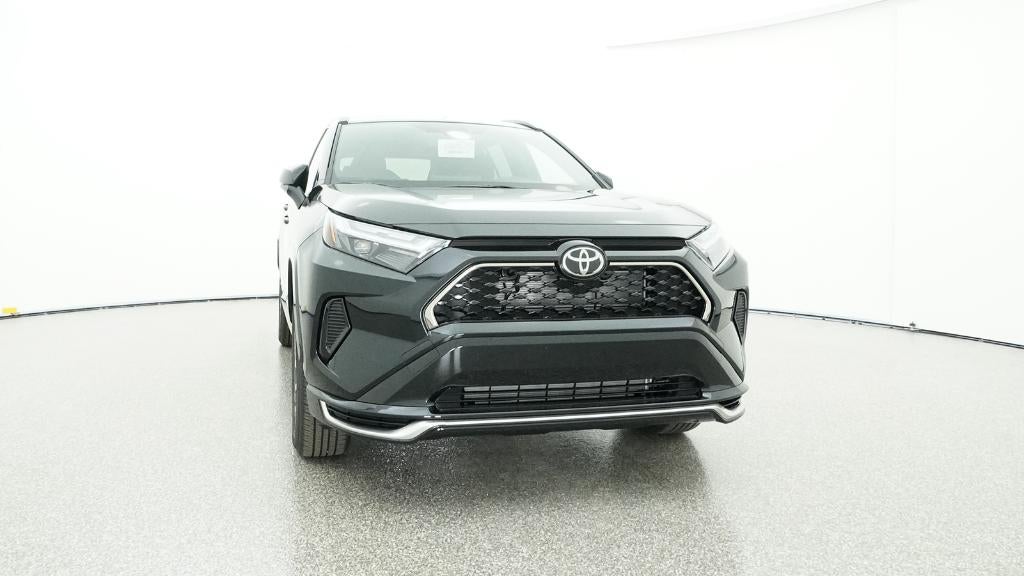 2025 Toyota RAV4 Plug-in Hybrid SE