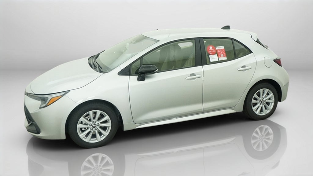 2027 Toyota Corolla Hatchback SE