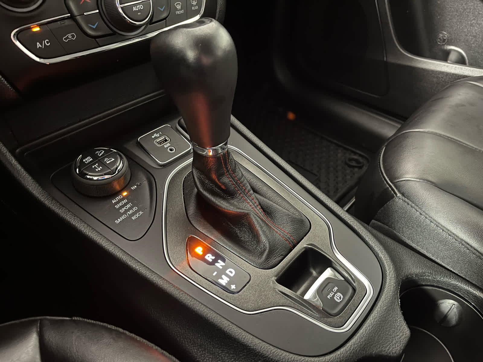 2022 Jeep Cherokee Trailhawk