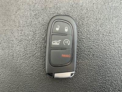 2023 Jeep Cherokee Altitude Lux 4x4