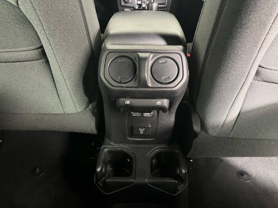 2024 Jeep Wrangler 4-Door Sahara 4x4