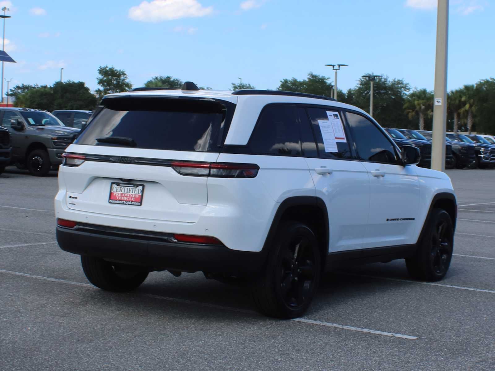 2023 Jeep Grand Cherokee Altitude