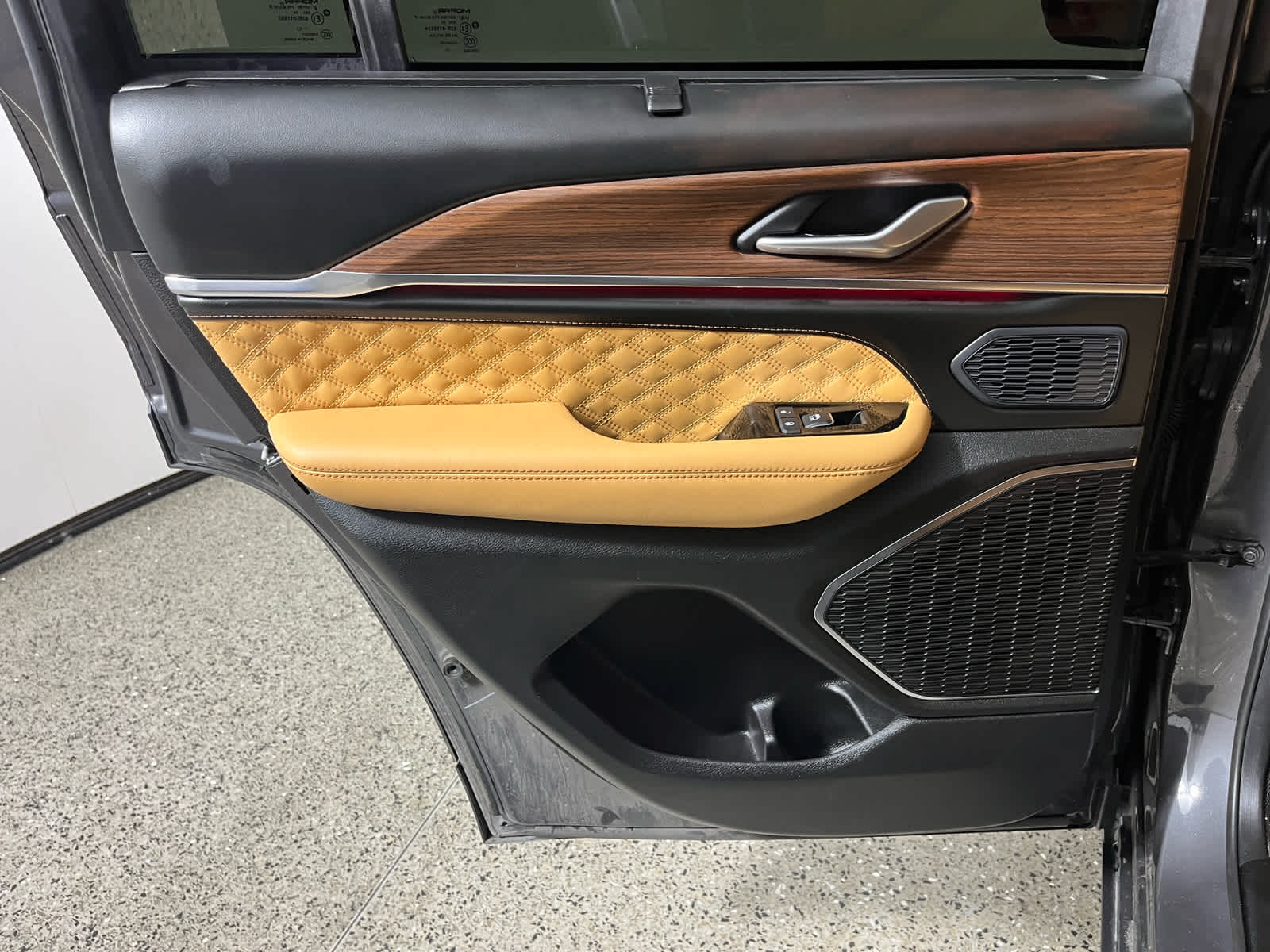 2024 Jeep Grand Cherokee Summit 4x4