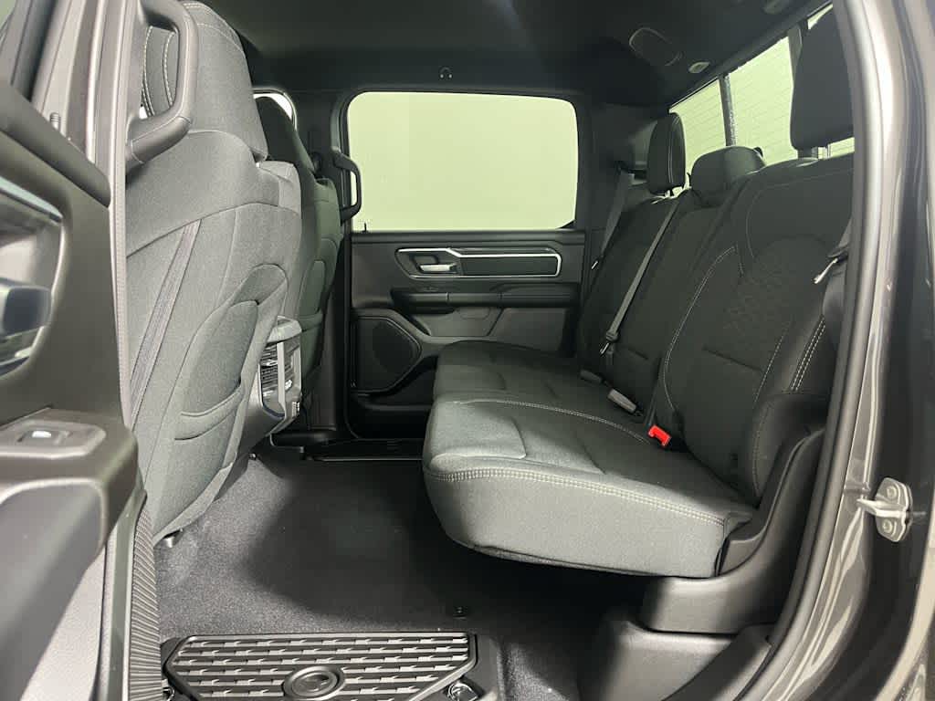 2026 RAM 1500 Big Horn Crew Cab 4x4 5'7' Box