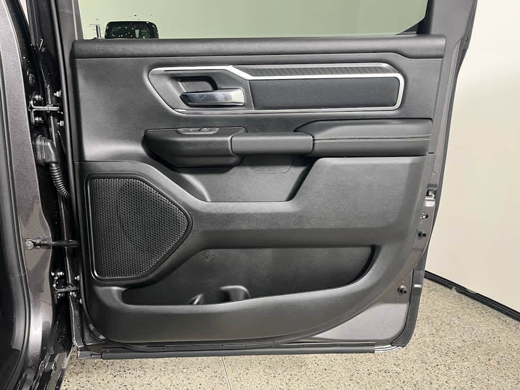 2026 RAM 1500 Big Horn Crew Cab 4x4 5'7' Box