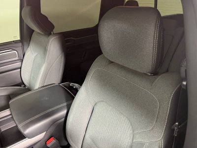 2020 RAM 1500 Big Horn Crew Cab 4x4 5'7' Box