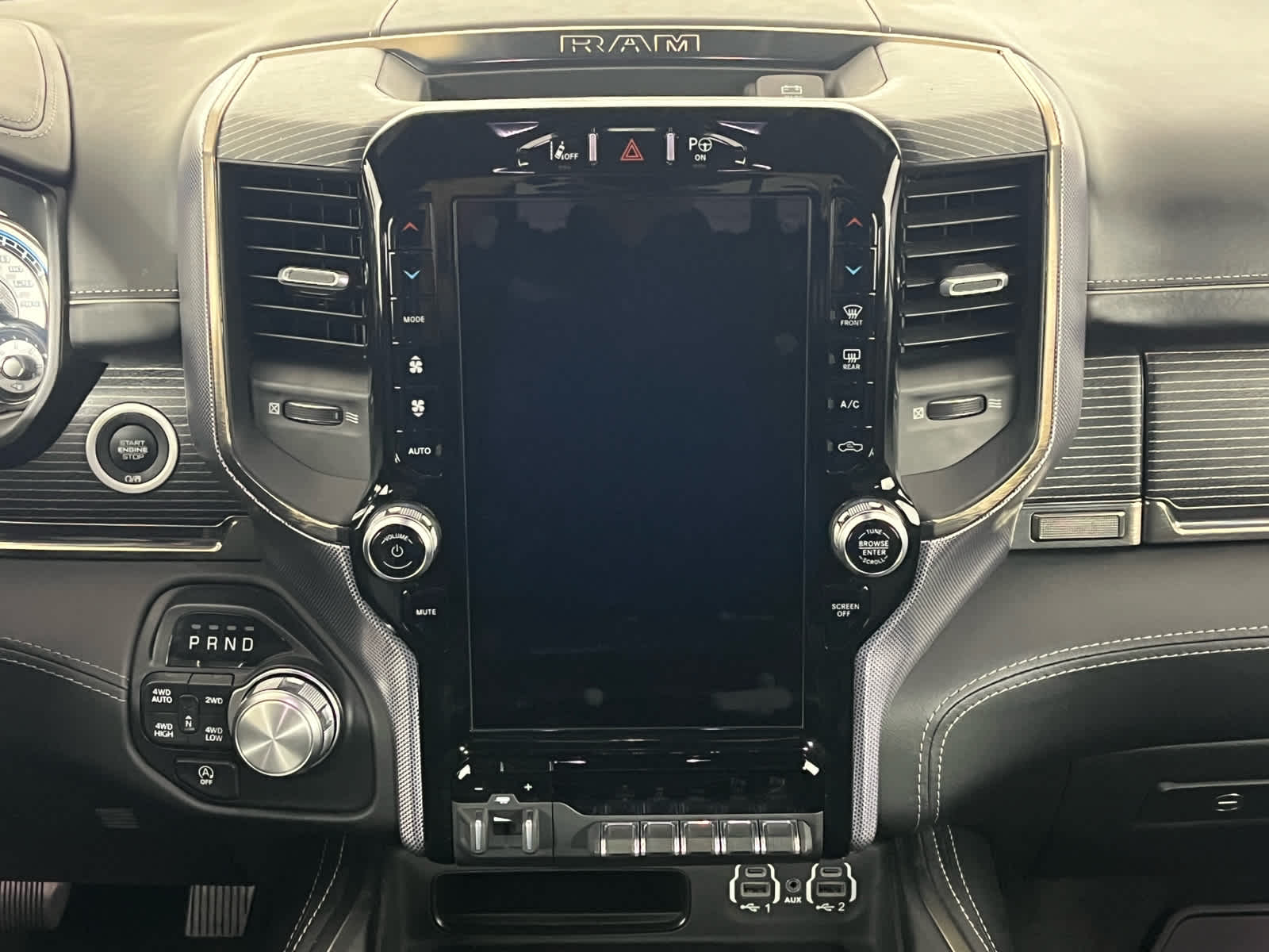 2021 RAM 1500 Limited Crew Cab 4x4 5'7' Box