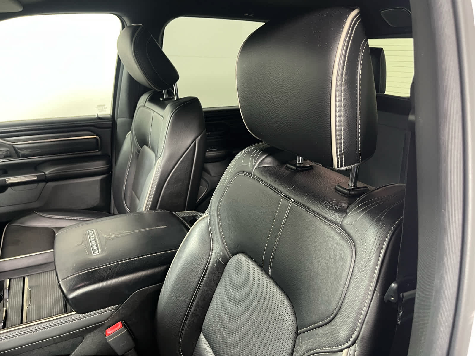 2021 RAM 1500 Limited Crew Cab 4x4 5'7' Box