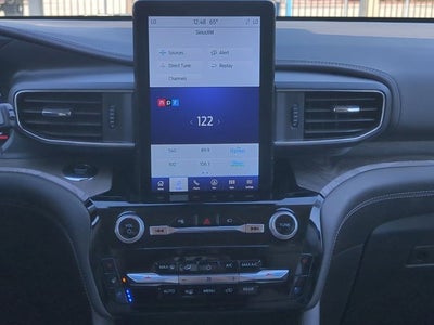 2023 Ford Explorer Platinum