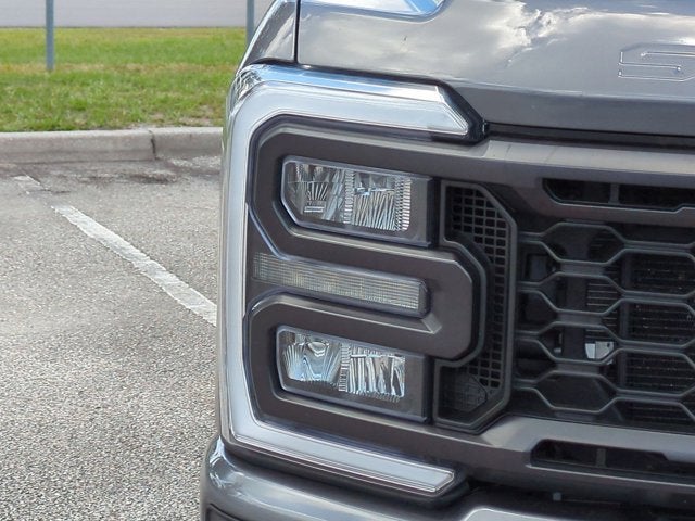 2024 Ford Super Duty F-350 SRW Pickup Lariat