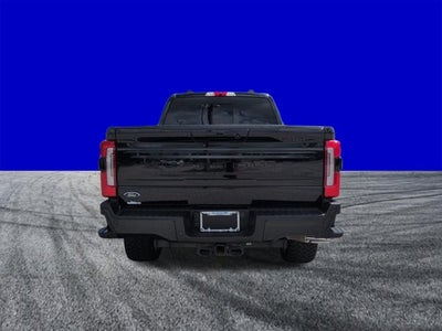 2025 Ford Super Duty F-350 SRW Pickup Platinum