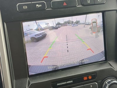 2020 Ford Super Duty F-350 DRW Pickup Lariat DRW
