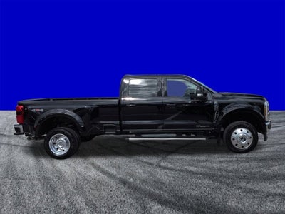 2026 Ford Super Duty F-450 DRW LARIAT