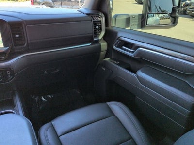 2025 Chevrolet Silverado 3500HD LTZ