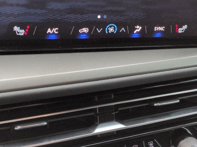 2024 Chevrolet Traverse FWD LT