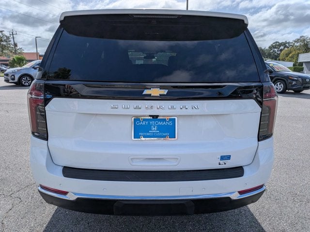 2025 Chevrolet Suburban LT