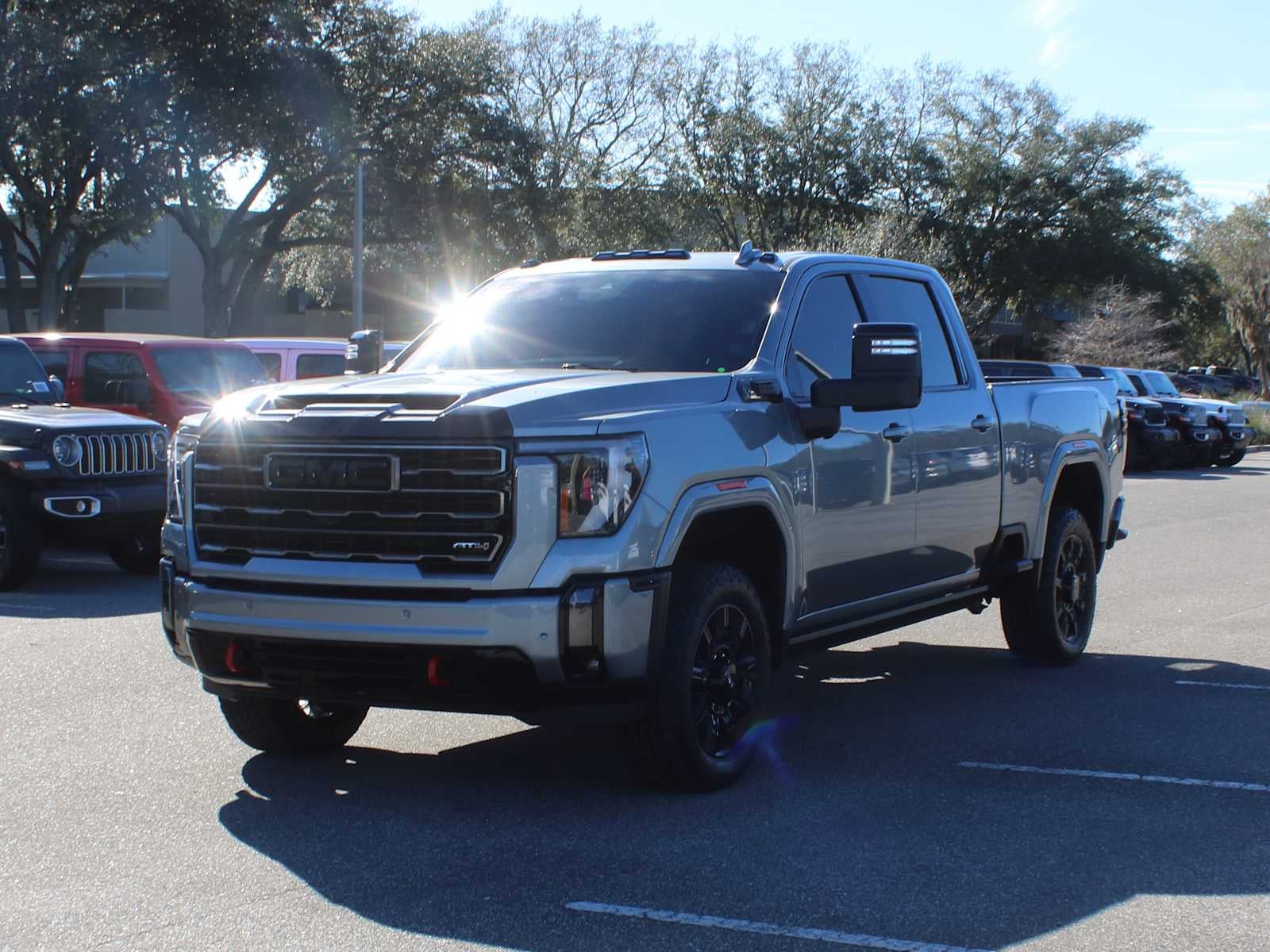 2024 GMC Sierra 2500HD 4WD Crew Cab Standard Bed AT4