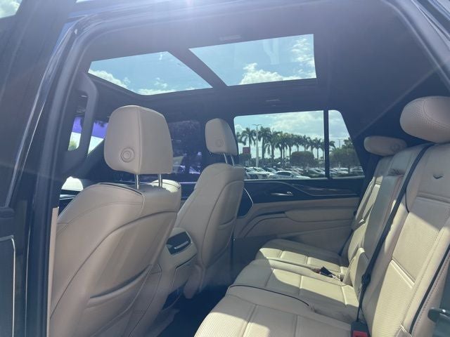 2022 Cadillac Escalade Premium Luxury