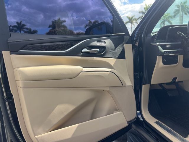 2022 Cadillac Escalade Premium Luxury