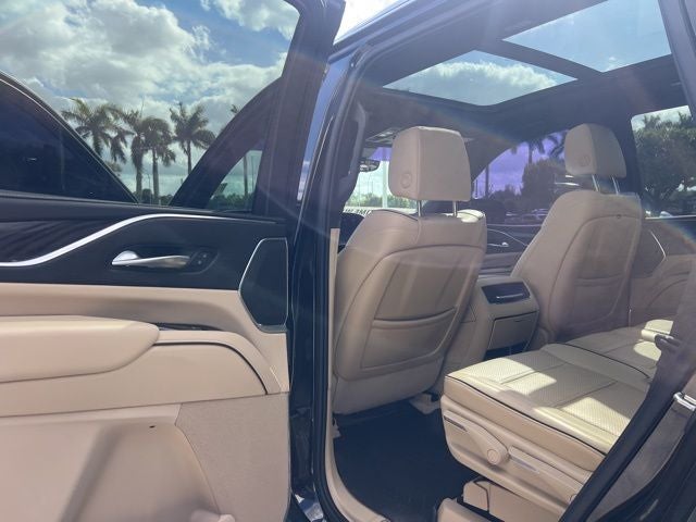 2022 Cadillac Escalade Premium Luxury