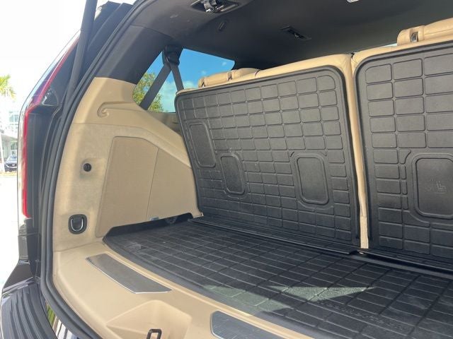 2022 Cadillac Escalade Premium Luxury