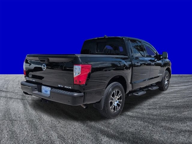 2022 Nissan Titan SV