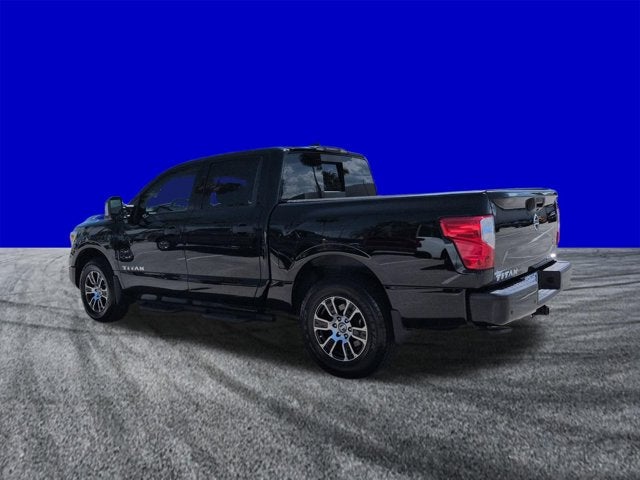 2022 Nissan Titan SV
