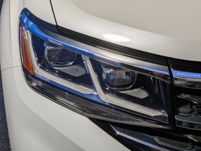 2023 Volkswagen Atlas Cross Sport 3.6L V6 SEL Premium R-Line