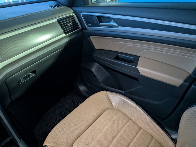 2023 Volkswagen Atlas Cross Sport 3.6L V6 SEL Premium R-Line