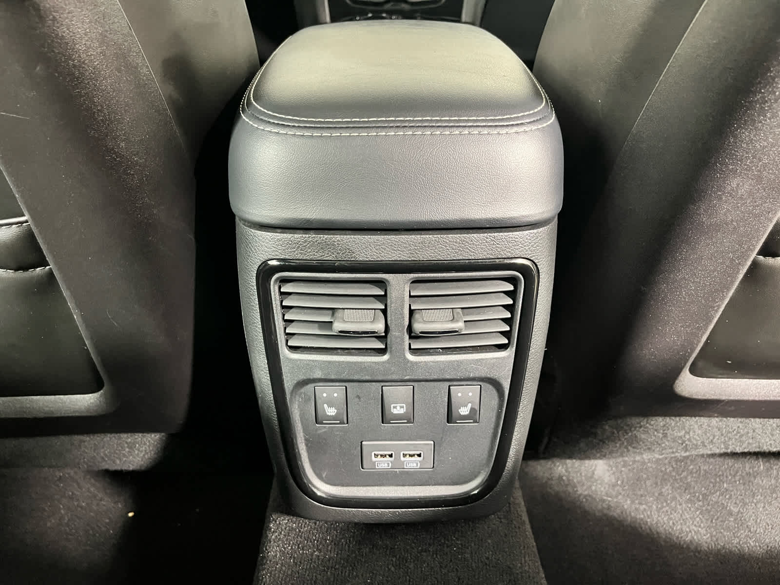 2023 Chrysler 300 300S