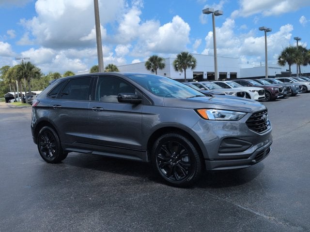 2022 Ford Edge SE