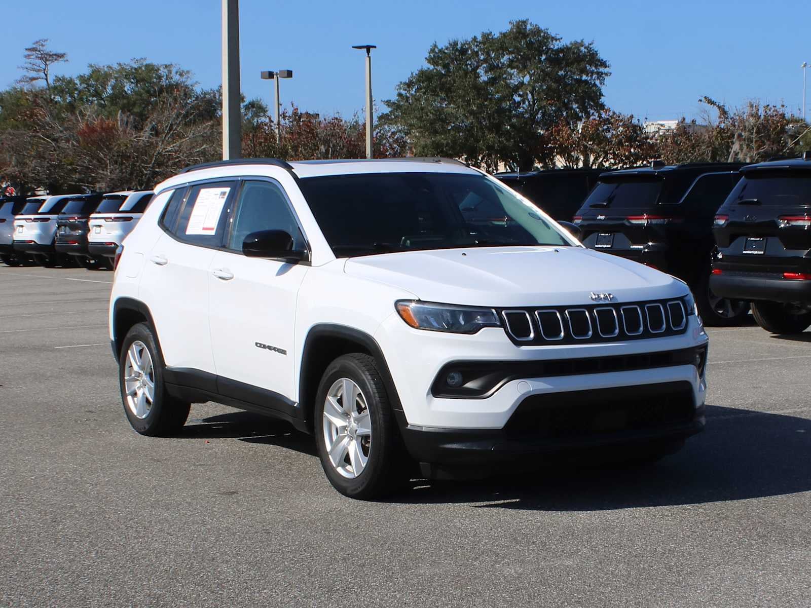 2022 Jeep Compass Latitude FWD