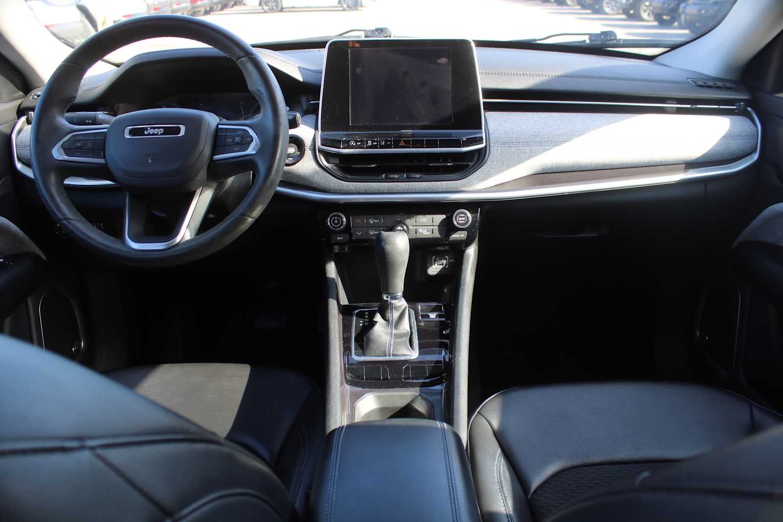 2022 Jeep Compass Latitude FWD