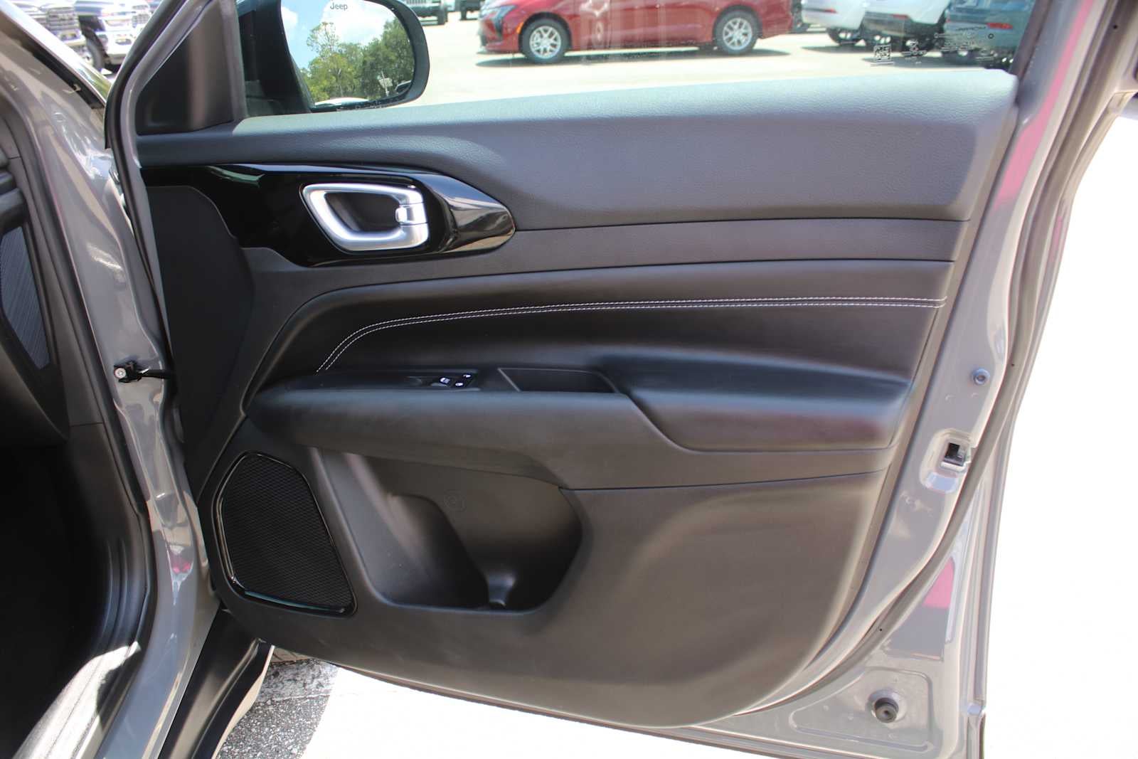 2023 Jeep Compass Altitude