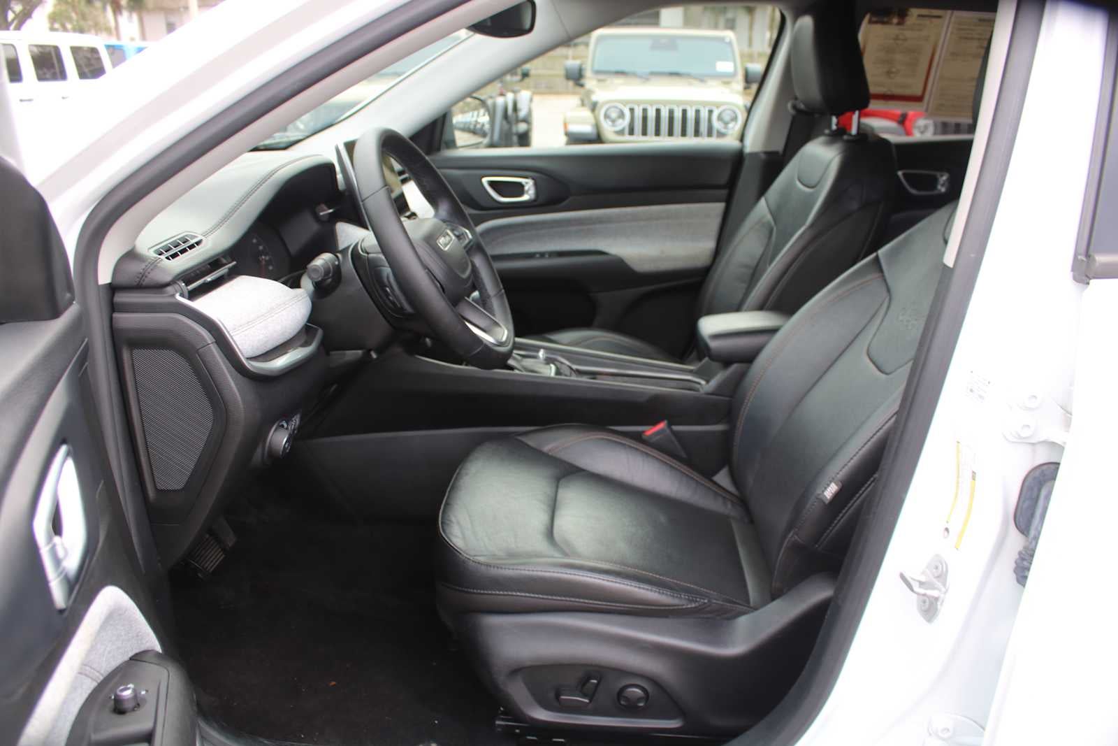 2022 Jeep Compass Latitude Lux 4x4