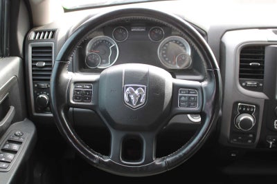 2022 RAM 1500 Classic Tradesman Crew Cab 4x4 5'7' Box