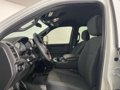 2024 RAM 2500 Tradesman Crew Cab 4x4 6'4' Box