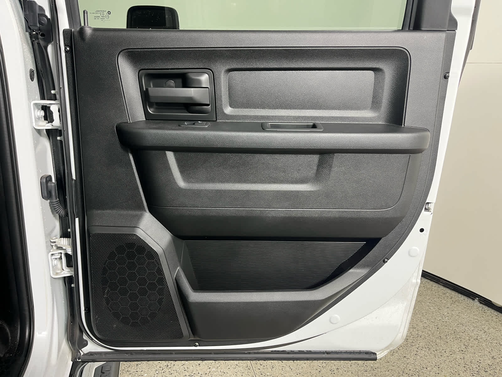 2024 RAM 2500 Tradesman Crew Cab 4x4 6'4' Box