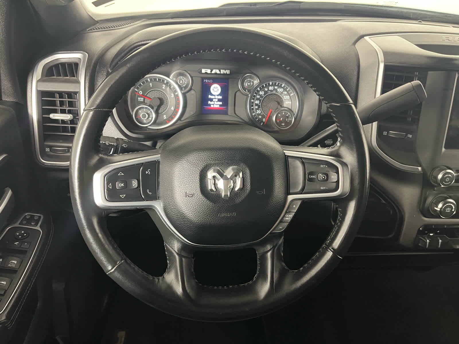 2024 RAM 2500 Big Horn Crew Cab 4x4 6'4' Box