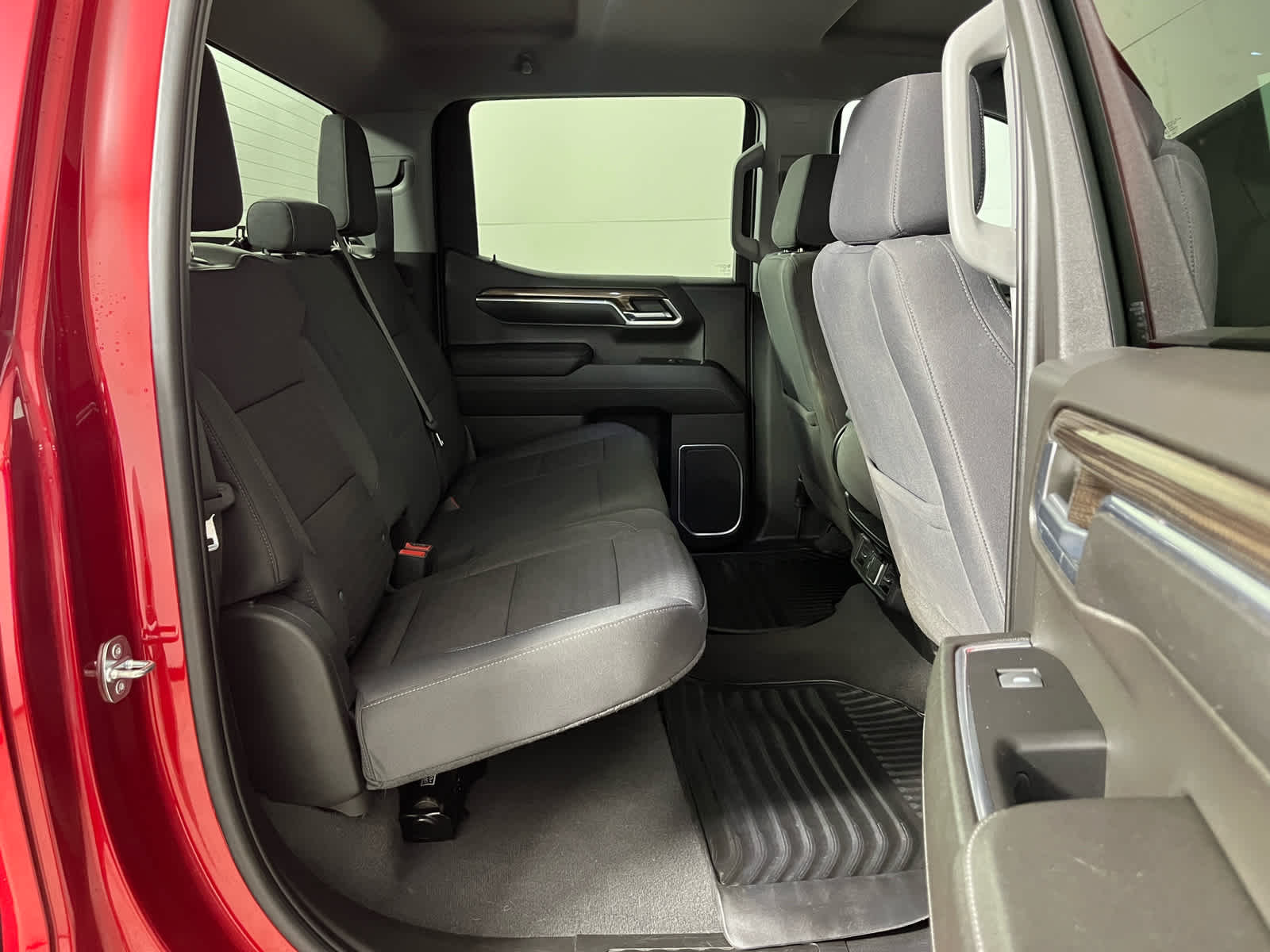 2023 Chevrolet Silverado 1500 2WD Crew Cab Short Bed LT