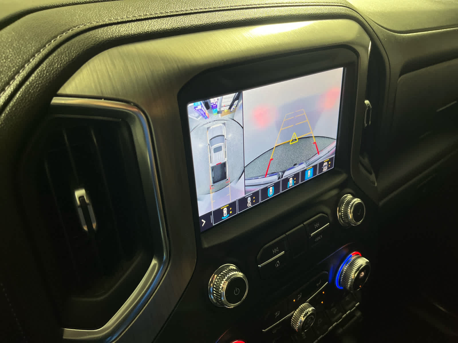 2021 GMC Sierra 1500 4WD Crew Cab Short Box Denali